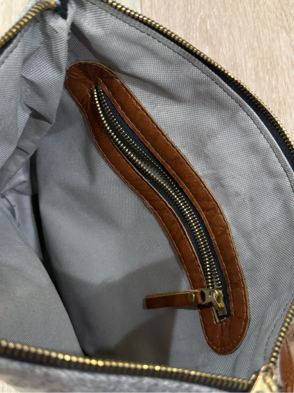 Tribal Gray & Mustard Southwestern Crossbody Bag with Brown Trim - Picture 5 of 8